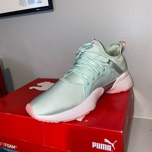 Women’s puma shoes